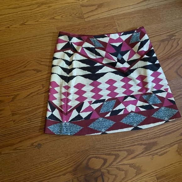 Mink pink geometric skirt - Picture 1 of 3